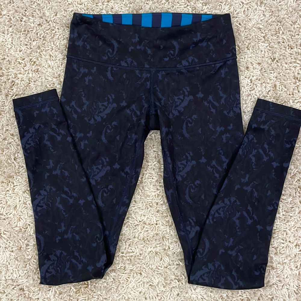 Lululemon CLOSET CLEAN OUT! Leggings size 6